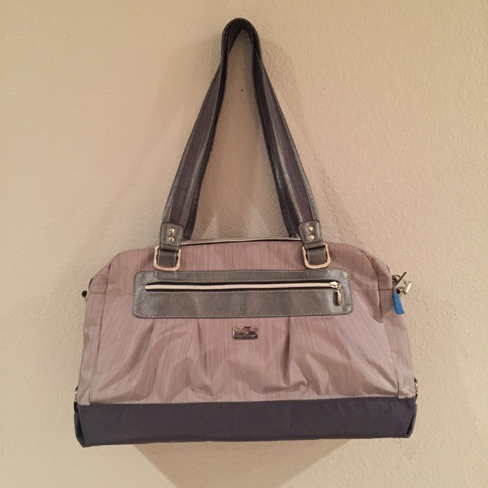 Eagle Creek Emerson Carryall